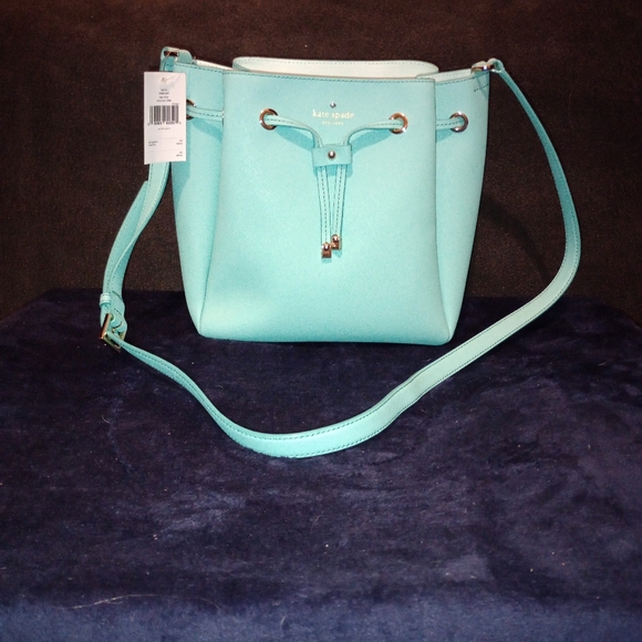 kate spade Handbags - NWT Kate Spade Cape Drive Harriet Bucket tote bag aqua